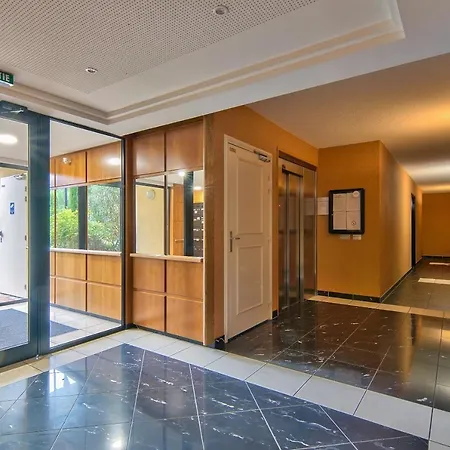 With Terrace And Parking - - * Blagnac